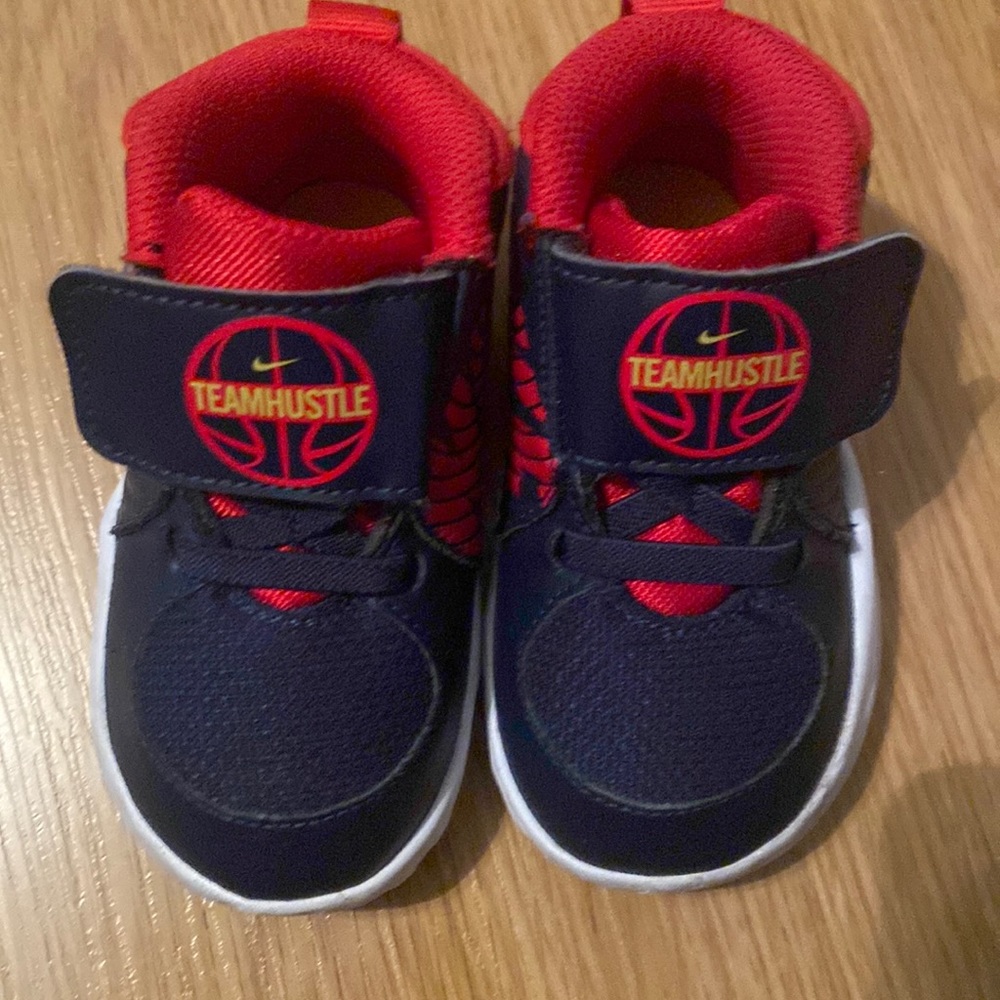 Team Hustle D9 TD “Navy”